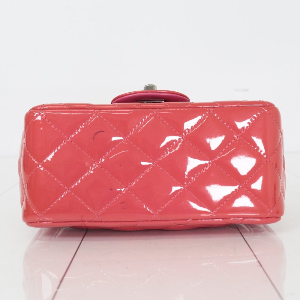 CHANEL Pink Quilted Shoulder Bag - Picture 7 of 12
